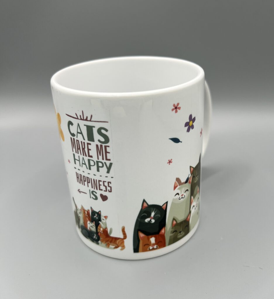 Tassen mit verschiedenen Motiven